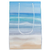 Speelgolven op een zonnige dag in het strand medium cadeauzakje (Achterkant)