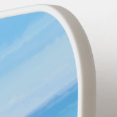 Speelgolven op een zonnige dag in het strand pickleball paddle (Links Detail)