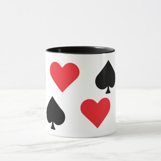 Speelkaarten pakken symbolen in rood en zwart mok (Midden)