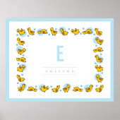 Speelse Baby Eenden Blauw Monogram Kinderkamer Muu Poster (Voorkant)