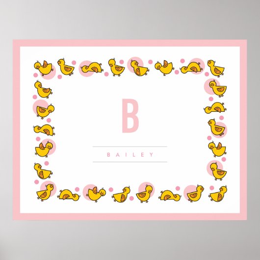 Speelse Baby Eenden Roze Monogram Siertuin Muurkun Poster (Voorkant)