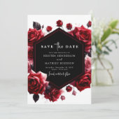 Speelse Boho Crimson Red Wedding Save The Date (Staand voorkant)