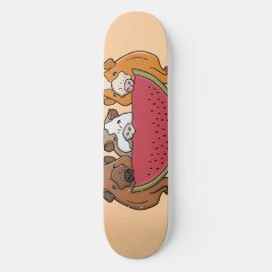 Speelse cavia's en watermeloen illustratie persoonlijk skateboard