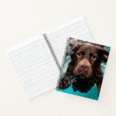 Speelse chocolade labrador zwemmen onder water notitieboek (Binnen)
