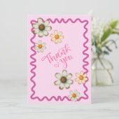 Speelse Daisy bedankkaart – Roze Bloemen Ontwerp (Staand voorkant)
