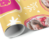 Speelse Fotocollage Kerstmis Helder Geel Cadeaupapier (Rol Hoek)