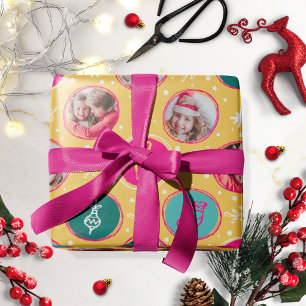 Speelse Fotocollage Kerstmis Helder Geel Cadeaupapier