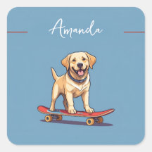 Speelse gele skateboarden Labrador Retriever