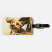 Speelse hond genieten van autorit Art Print Bagagelabel (Voorkant horizontaal)