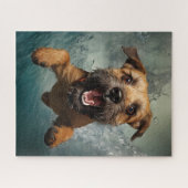 Speelse hond zwemmen onder water ontwerp legpuzzel (Horizontaal)