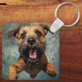 Speelse hond zwemmen onder water ontwerp sleutelhanger (Achterkant)