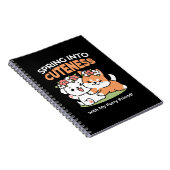 Speelse honden met bloemenkronen – Fun Spring Them Notitieboek (Rechterzijde)