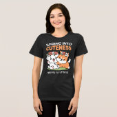 Speelse honden met bloemenkronen – Fun Spring Them Tri-Blend Shirt (Voorkant volledig)