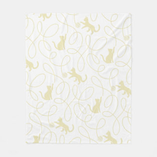 Speelse kat en garenbal patroon lichtbeige fleece deken