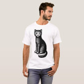 Speelse kat in houtsnijstijl t-shirt (Voorkant volledig)