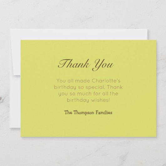 Speelse katten en cadeaus gele kinderen verjaardag bedankkaart (Achterkant)