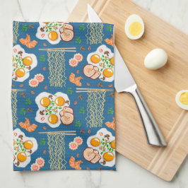 Speelse keukenhanddoek met noedels en gebakken eie