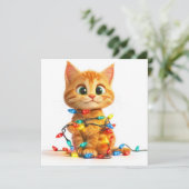Speelse kitten in kerstlichtjes feestdagenkaart (Staand voorkant)
