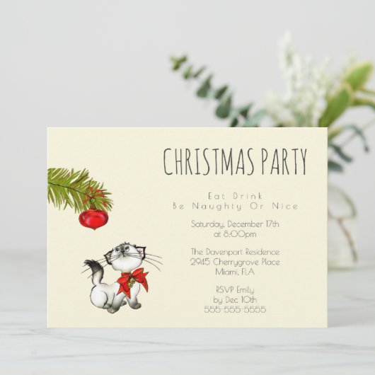 Speelse Kitty Cat Kerstfeest Uitnodigen Kaart (Staand voorkant)
