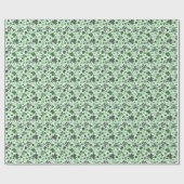 Speelse Lichtgroene Klaverhartjes Patroon Keltisch Cadeaupapier (Vlak)