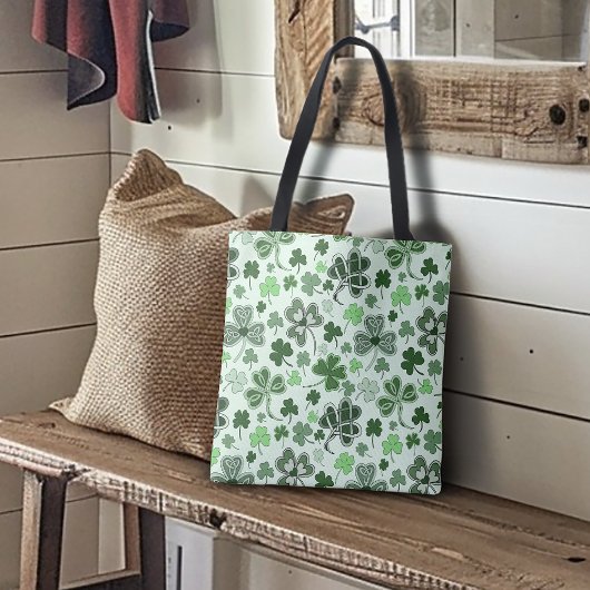 Speelse Lichtgroene Klaverhartjes Patroon Keltisch Tote Bag
