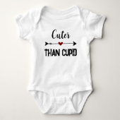 Speelse “Minder Smoel dan Cupido” Baby Bodysuit (Voorkant)
