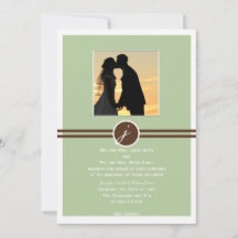 Speelse monogram in salie bruine trouwuitnodiging