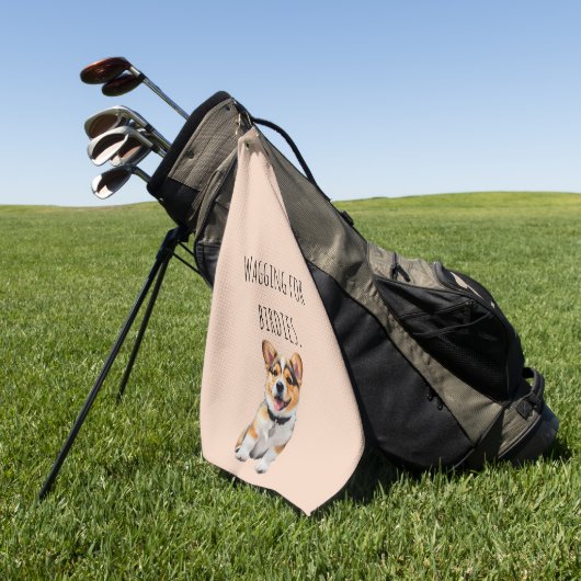 Speelse Opgewekte Corgi 'Kwispelend voor Birdies' Golfhanddoek (Groen)