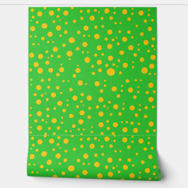 Speelse Oranje Stippen op Lime Green Dotted Behang