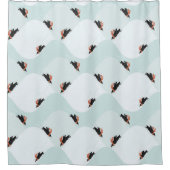 Speelse Pinguïns Glijden op Sneeuwpatroon Douchegordijn (Voorkant)