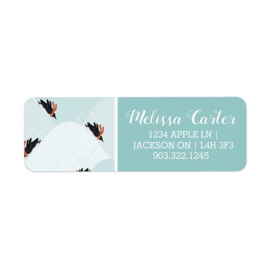 Speelse Pinguïns Glijden op Sneeuwpatroon Etiket (Voorkant)