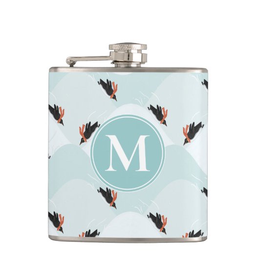 Speelse Pinguïns Glijden op Sneeuwpatroon Heupfles (Voorkant)