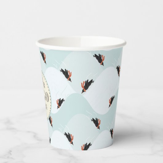 Speelse Pinguïns Glijden op Sneeuwpatroon Papieren Bekers (Links)