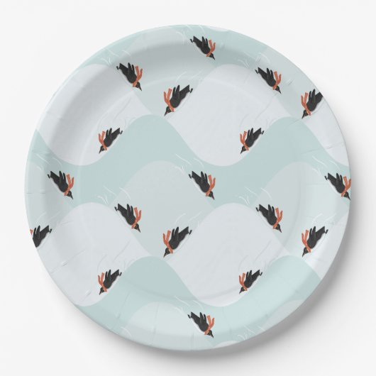 Speelse Pinguïns Glijden op Sneeuwpatroon Papieren Bordje (Voorkant)