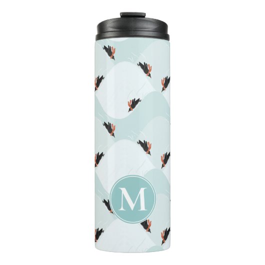 Speelse Pinguïns Glijden op Sneeuwpatroon Thermosbeker (Voorkant)