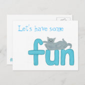 Speelse poes die op het woord fun ligt, briefkaart (Voorkant / Achterkant)