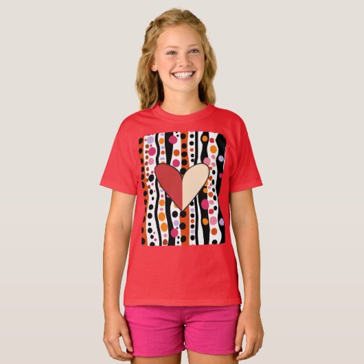 Speelse Polka Dots en Stripes Patroon T-shirt (Voorkant volledig)