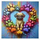 Speelse Pug in Kleurrijke Hart Print Tegeltje (Voorkant)