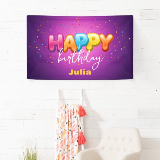 Speelse Rainbow Bubble Letters op Paarse Verjaarda Spandoek (Insitu)