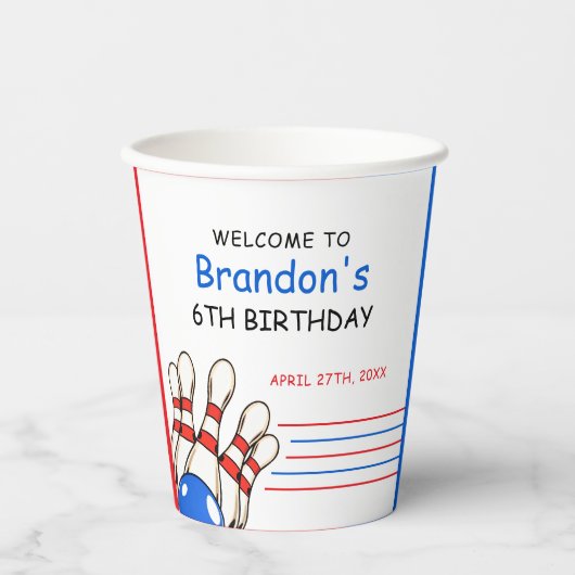 Speelse rode en blauwe bowling thema 6e verjaardag papieren bekers (Voorkant)