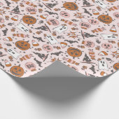 Speelse Roze Halloween Ghosts Pumpkins Patroon Cadeaupapier (Hoek)