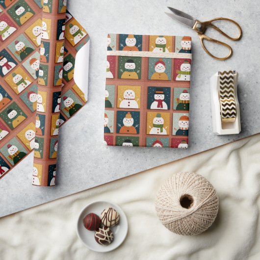 Speelse Sneeuwman Raster op Besneeuwde Textuur Cadeaupapier (Crafts)