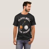 Speelt goed met anderen - Banjos T-shirt (Voorkant volledig)