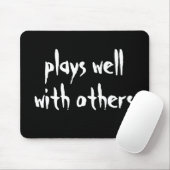 Speelt goed samen met anderen Zwarde muismat (Met muis)