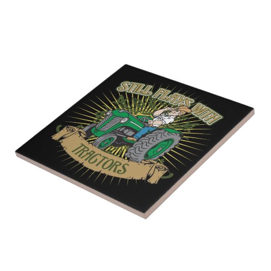 Speelt nog steeds met groene trekkers tegeltje (Zijkant)