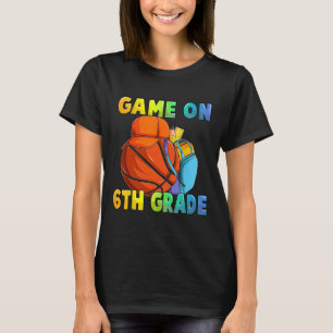 Spel op 6e klas eerste dag van school basketbal B T-shirt
