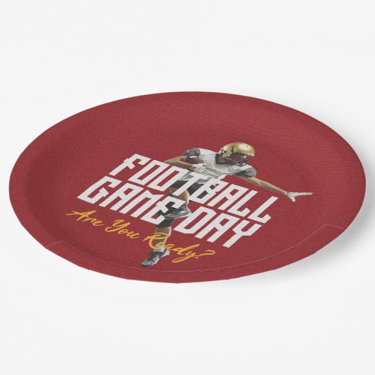 Spel op Football Speler op rood Papieren Bordje (Gekanteld)