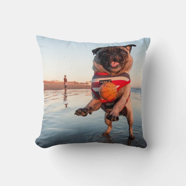 Spelbak op strand afspelen kussen (Voorkant)
