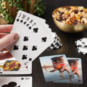 Spelbak op strand afspelen pokerkaarten (Insitu)