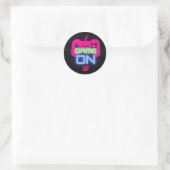 Spelen maar  ronde sticker (Tas)